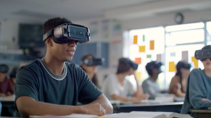 VR/ARは教育現場でどう使われているのか？その効果、今後の課題は？