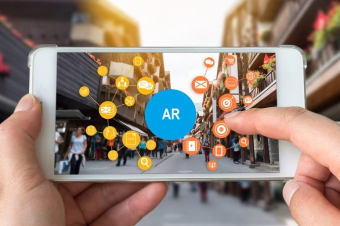 ARは5年以内に9兆円産業へ VRを大きく上回る