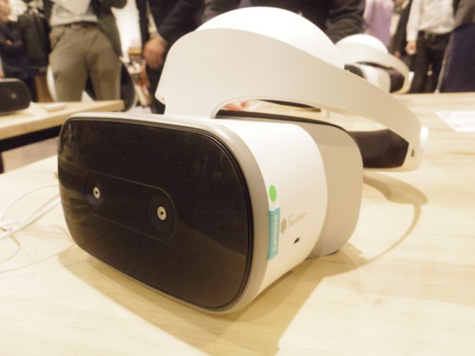 レノボ、一体型VRヘッドセット「Mirage Solo」国内で5月11日発売 税別51,200円
