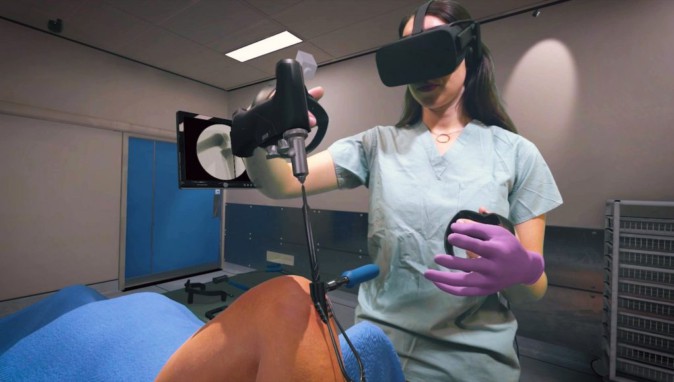VR手術トレーニングは“倍以上の効果”、米大学が立証