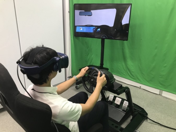 VRで自動車開発を効率化、パナソニックグループが活用