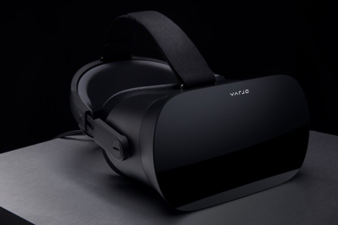 ハンドトラッキング搭載の超高解像度VRデバイス「VR-2 Pro」国内販売開始