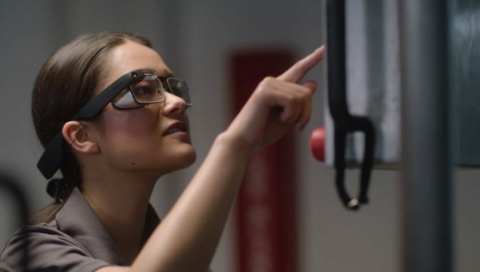 帰ってきた「Google Glass」、開発者向けにも販売開始