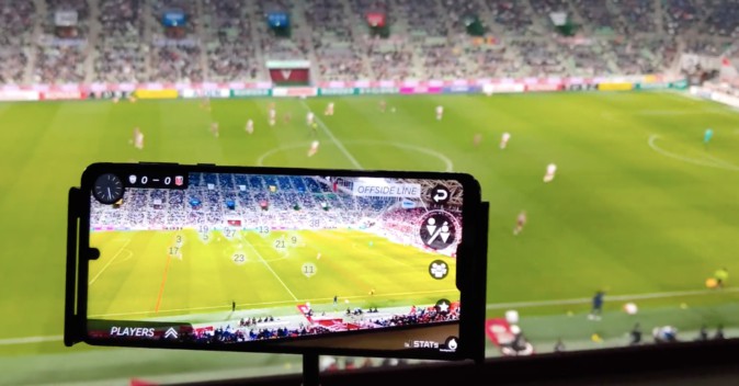 AR×スポーツ観戦の実証実験進む、楽天モバイルもサッカー試合で実施