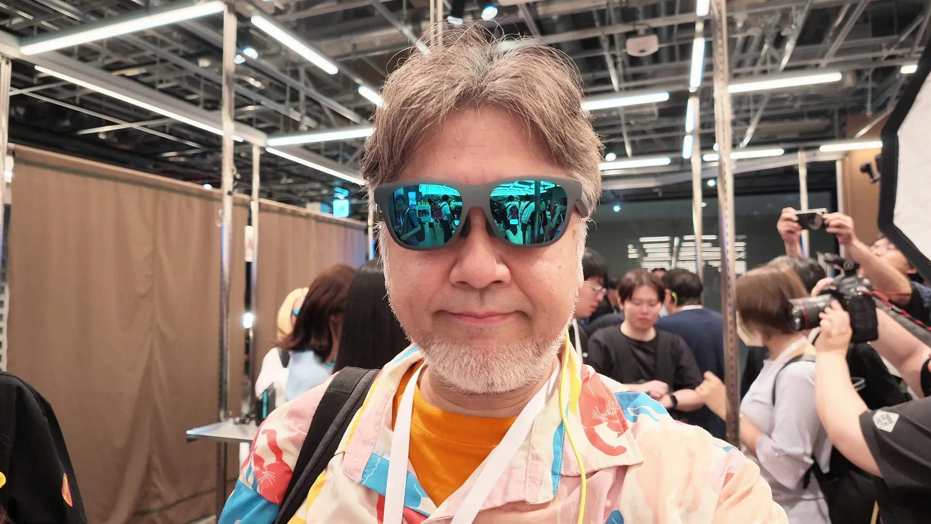 43,980円で始める“持ち運べる大画面”。XREALの新ブランド第1弾「xbx 01