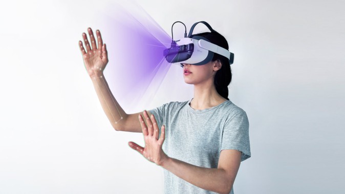VRヘッドセット「Pico Neo 3 Pro」ハンドトラッキングデバイス同梱版が発売、2022年夏に