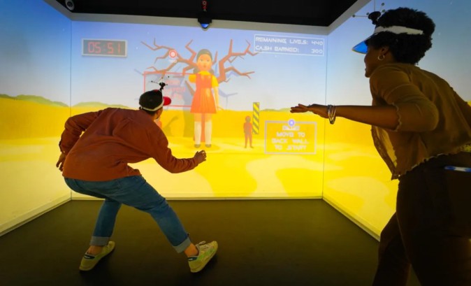 「イカゲーム」の体験型コンテンツが開発中 モーショントラッキングで身体の動きを映像と同期