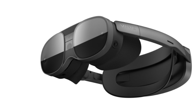 HTC新型XRヘッドセット「VIVE XR Elite」先行体験！ VRもMRもいける